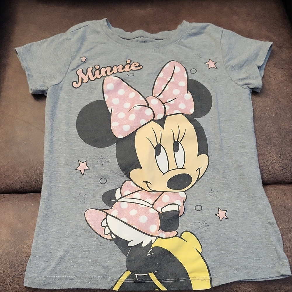 Disney Minnie Mouse Gray T-Shirt with Pink Accents